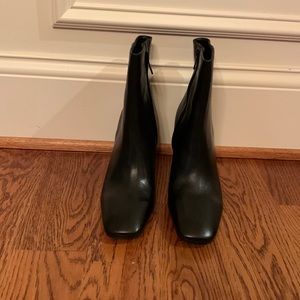 Sam Edelman, Fawn black, leather booty, size 11.  ms